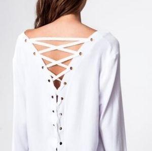 LN Peace Love World Sweater Tie XS S